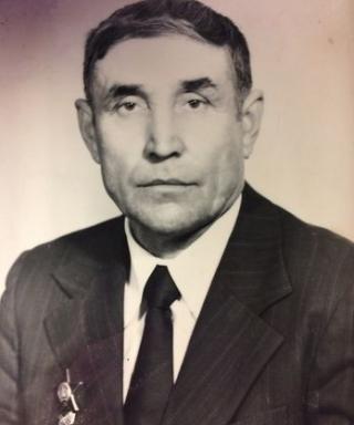 Степанов Степан Степанович