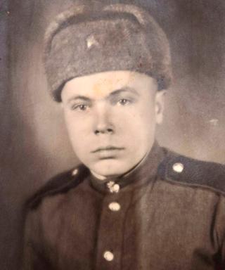 Леонов Яков Дмитриевич