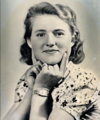 Поплевко (Михайленко) Евгения Ивановна