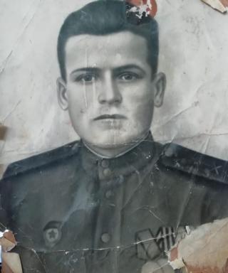 Пчелинцев Петр Петрович