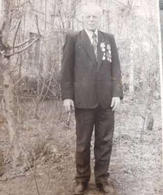 Зубарев Дмитрий Егорович