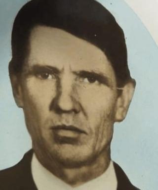 Комаров Виктор Алексеевич