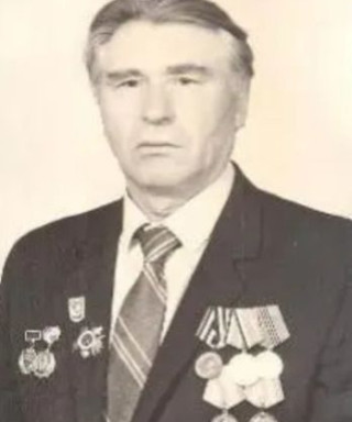 Безносов Леонид Максимович