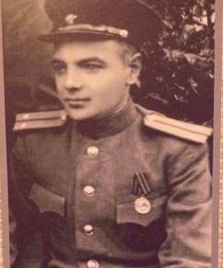 Веселовский Анатолий Анатольевич