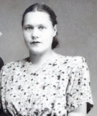 Гуляева Нина Фроловна