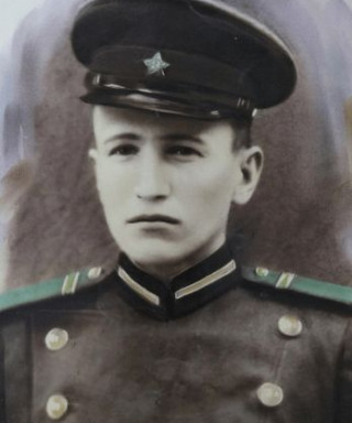 Петров Александр Яковлевич