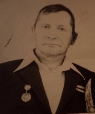 Холомьев Александр Максимович