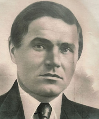 Ефремов Артемий Егорович