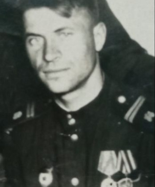 Бежанов Александр Петрович