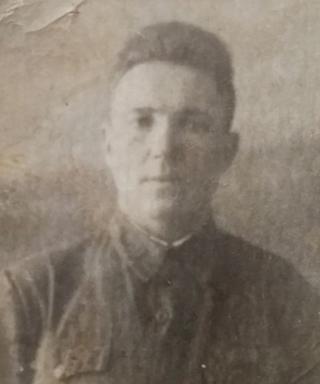 Ларионов Петр Захарович