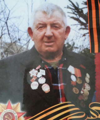 Апостол Владимир Максимович