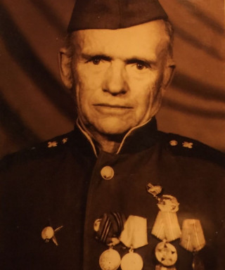 Азаров Евгений Иванович