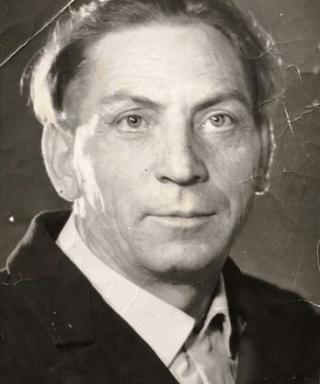 Селезнёв Виктор Николаевич