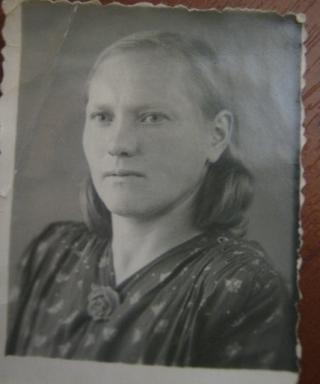 Алексеева (Дмитриева) Любовь Ивановна