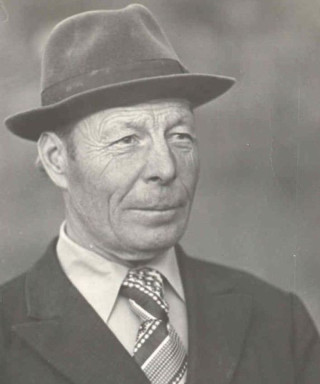 Каров Виктор Александрович