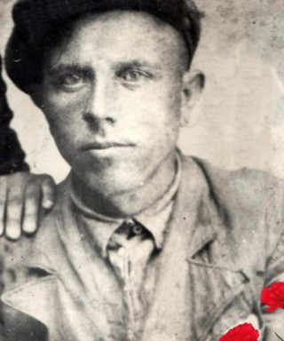 Бугров Петр Дмитриевич