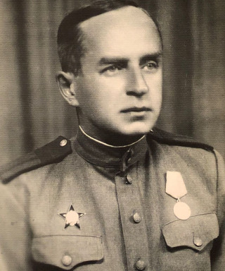 Жданов Анатолий Александрович