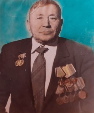 Душумов Мукат Амангалиевич