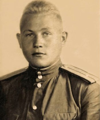 Яньшин Василий Никитович