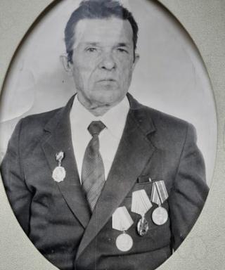 Рощанинов Виктор Александрович