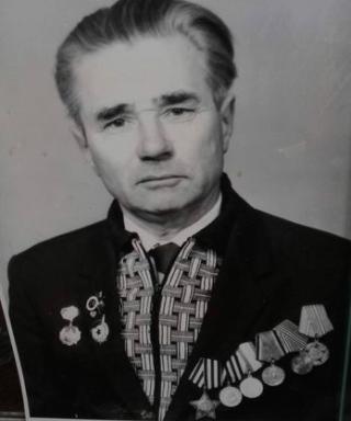 Селезнев Иван Дмитриевич