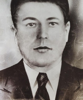 Корень Андрей Евсеевич