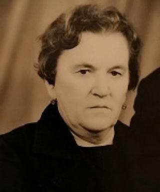 Шишлова (Ткаченко) Ольга Петровна