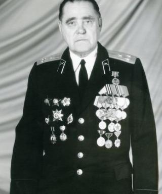 Лаур Владимир Карлович