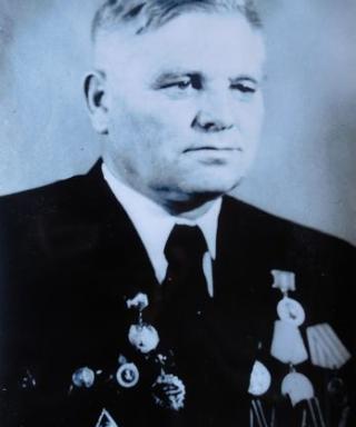 Лустин Александр Алексеевич