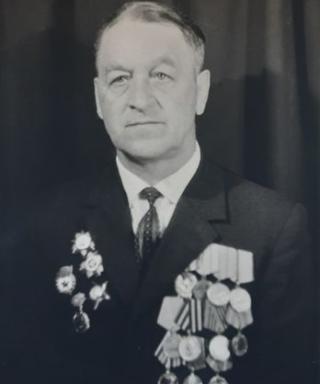 Леонов Николай Васильевич