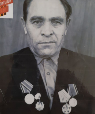 Лаврушин Михаил Григорьевич