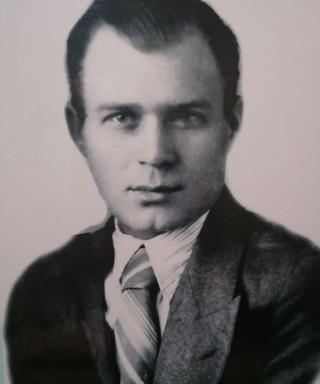 Петров Виктор Трофимович