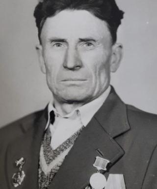 Школьников Николай Матвеевич