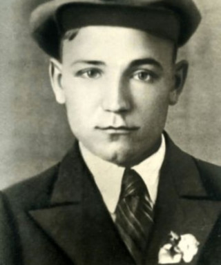 Мельников Михаил Лукич