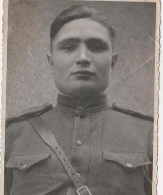 Лиханов Иван Иванович