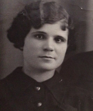 Власова (Падерина) Клавдия Яковлевна