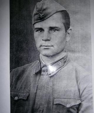 Толстолес Иван Сергеевич