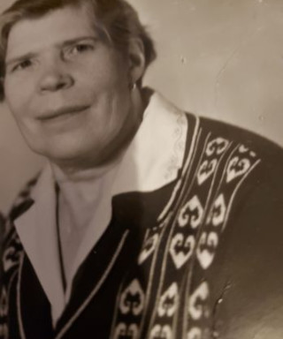 Котова(Чебрякова) Анна Егоровна