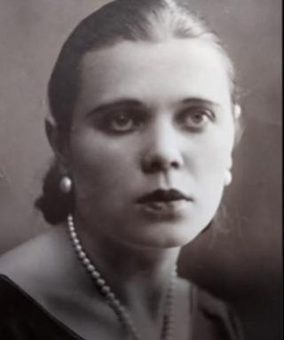 Веселова Елизавета Никифоровна