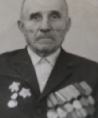 Аксаров Ефим Степанович