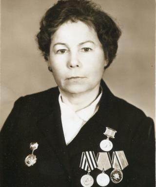 Голубь Елена Зиновьевна