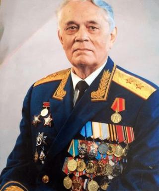 Ломанов Александр Аксенович