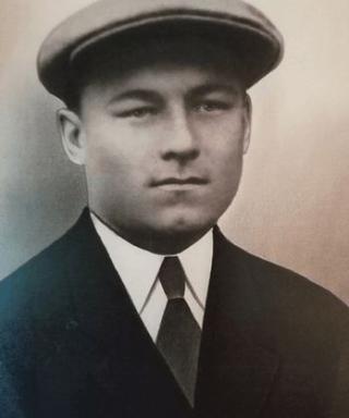 Комов Василий Дмитриевич