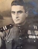 Еник Ражден Максимович