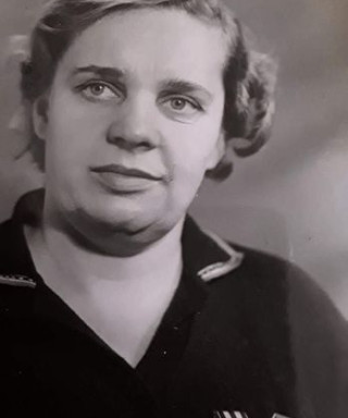 Безручко (Пустовалова) Елена Афанасьевна