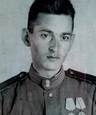 Гемуев Измаил Акоевич