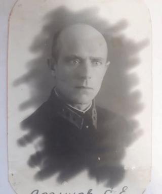 Логинов Степан Ефимович