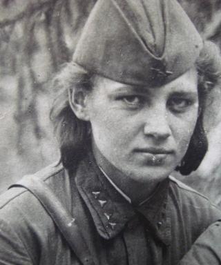 Иванова (Зубенко) Александра Ивановна
