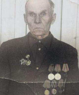 Толстобров Пётр Ионович