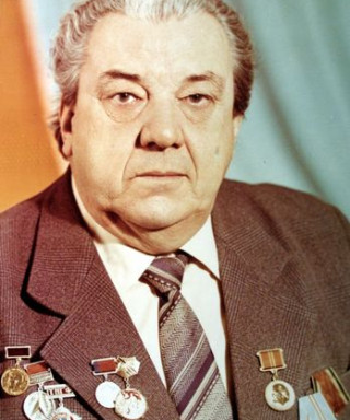 Донов Георгий Макарович